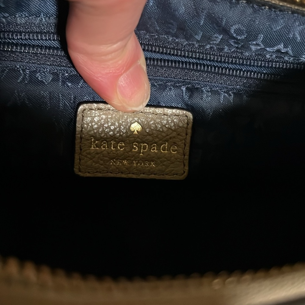 Kate Spade taupe pebble purse-EUC - Picture 13 of 13